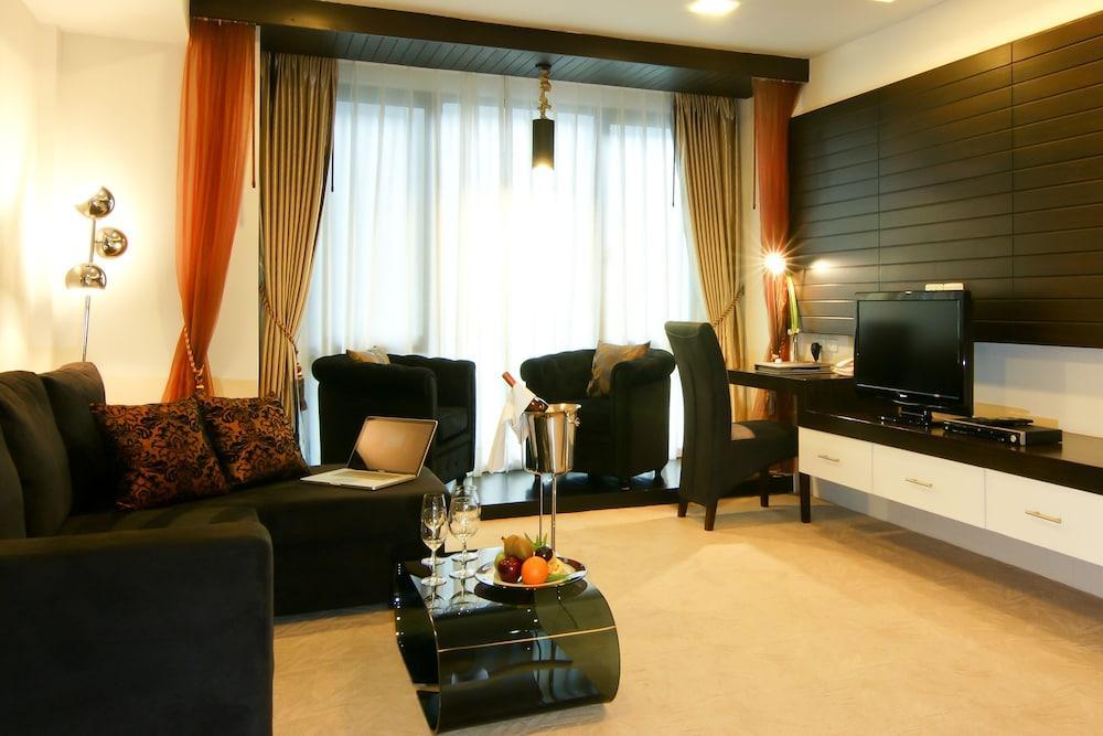 Rashmi'S Plaza Hotel В'єнтьян Екстер'єр фото