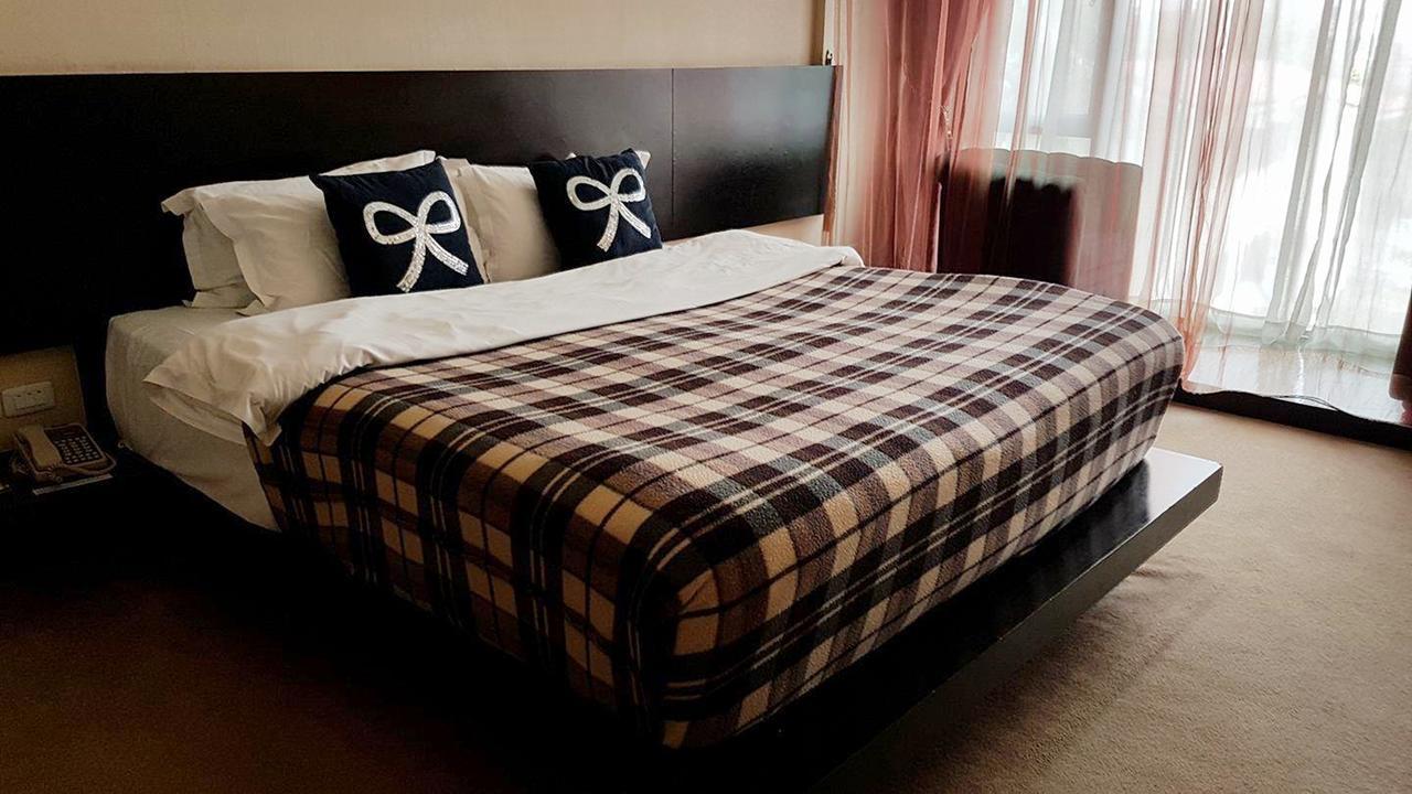 Rashmi'S Plaza Hotel В'єнтьян Екстер'єр фото